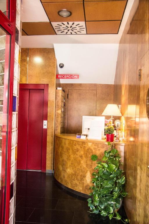 Hotel Villa De Zaragoza Casetas Eksteriør billede