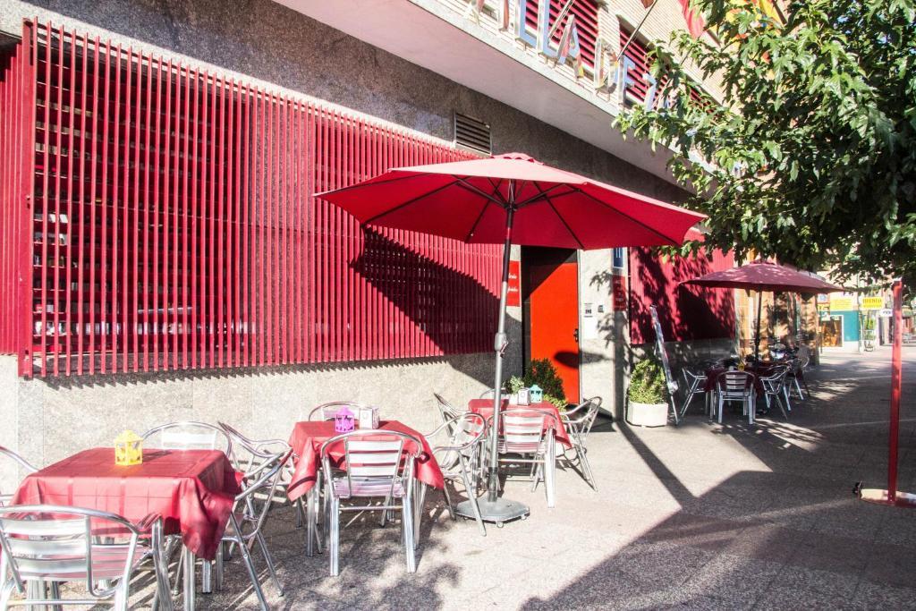 Hotel Villa De Zaragoza Casetas Eksteriør billede