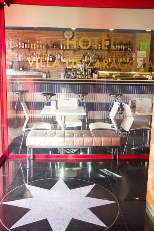 Hotel Villa De Zaragoza Casetas Eksteriør billede